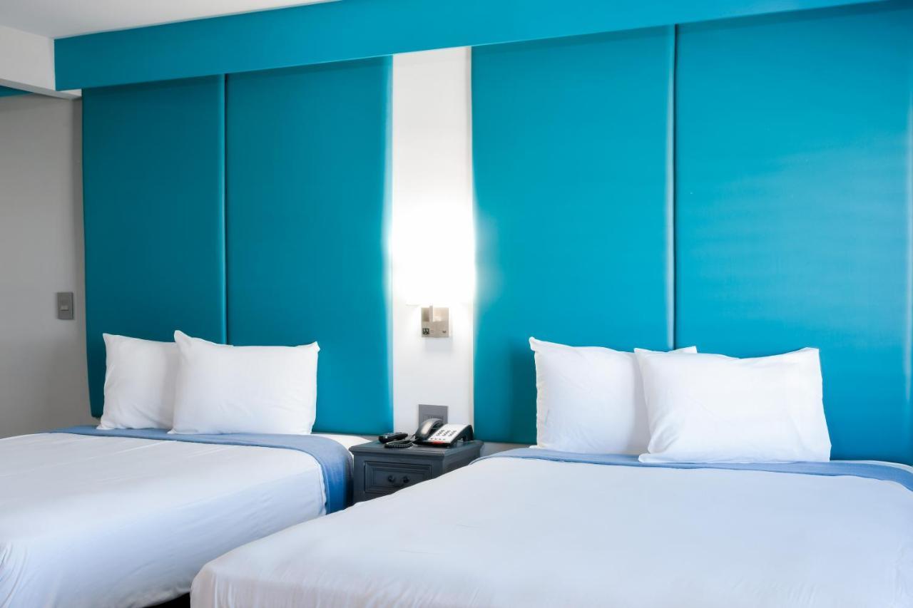 Tilbury Hotel 2*
